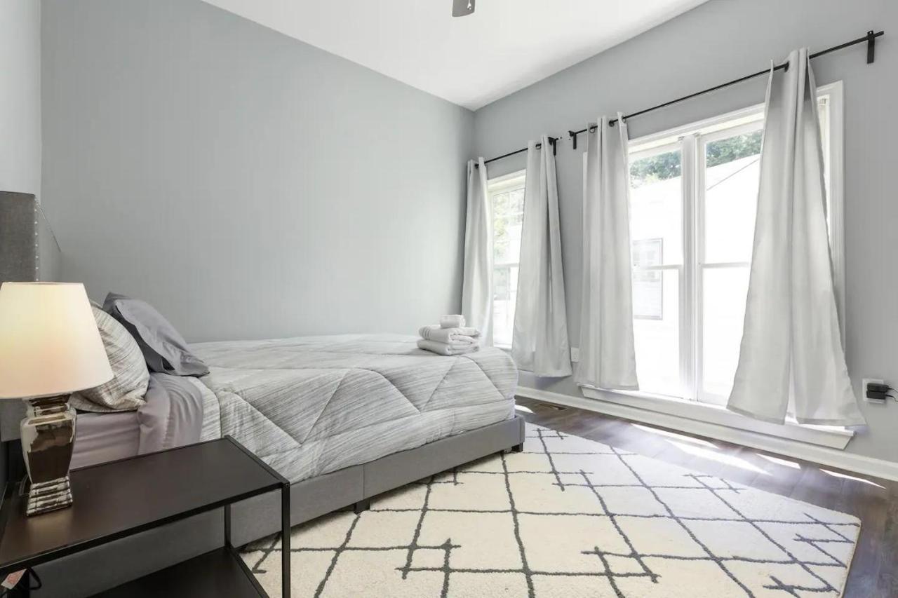 Recently Renovated Chic Durham Farmhouse 외부 사진